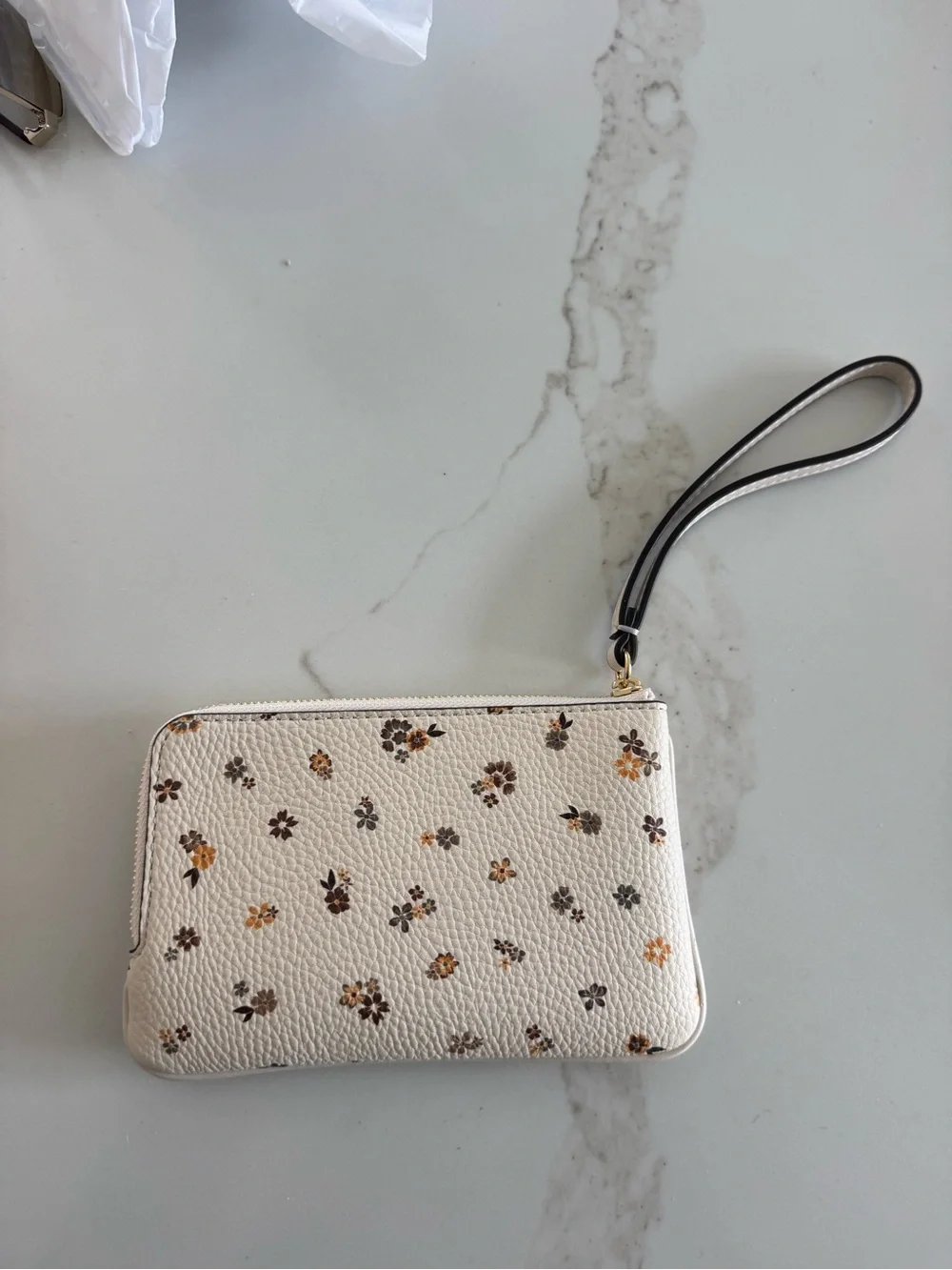 Michael Kors compact michael
